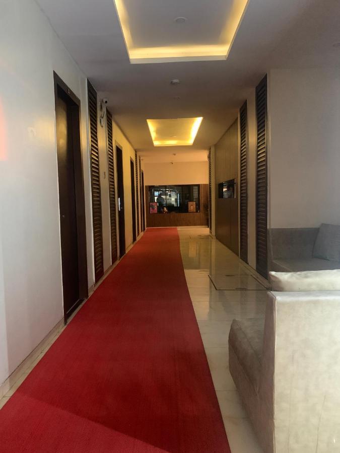 Hotel Merakee - Near Dahisar Mira Road Mumbai Kültér fotó