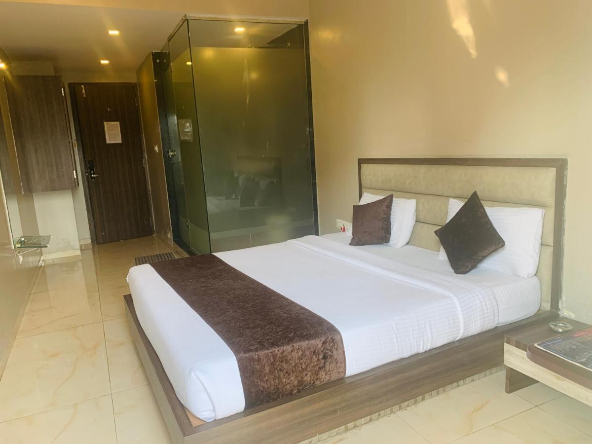 Hotel Merakee - Near Dahisar Mira Road Mumbai Kültér fotó